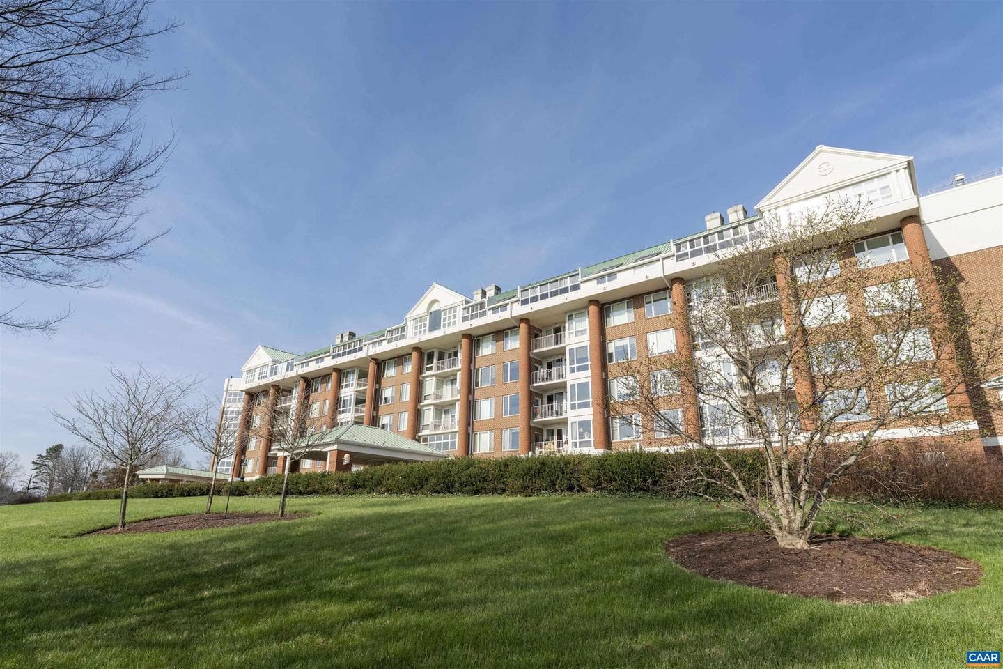 500 Crestwood Dr #1208 photo 3