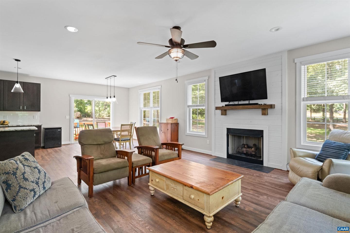 534 Tanager Woods Ct photo 8