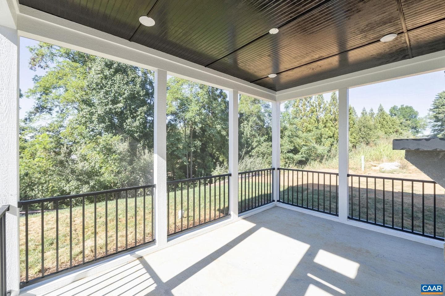 138 Springdale Rd photo 42