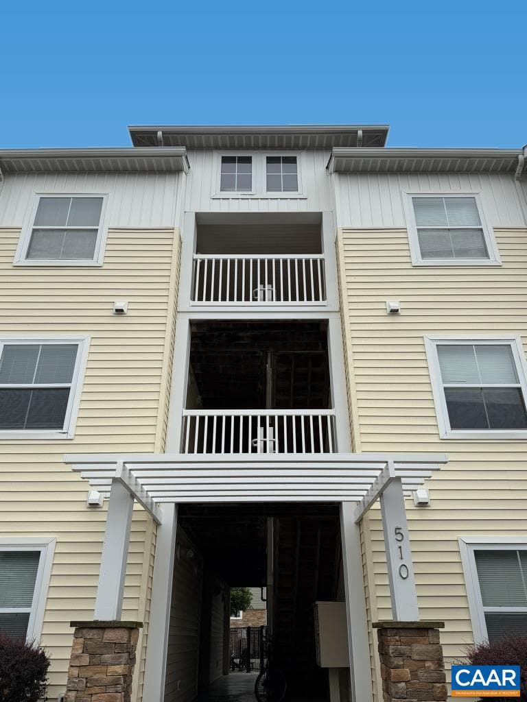 510 Davis Mill Dr #304, Harrisonburg