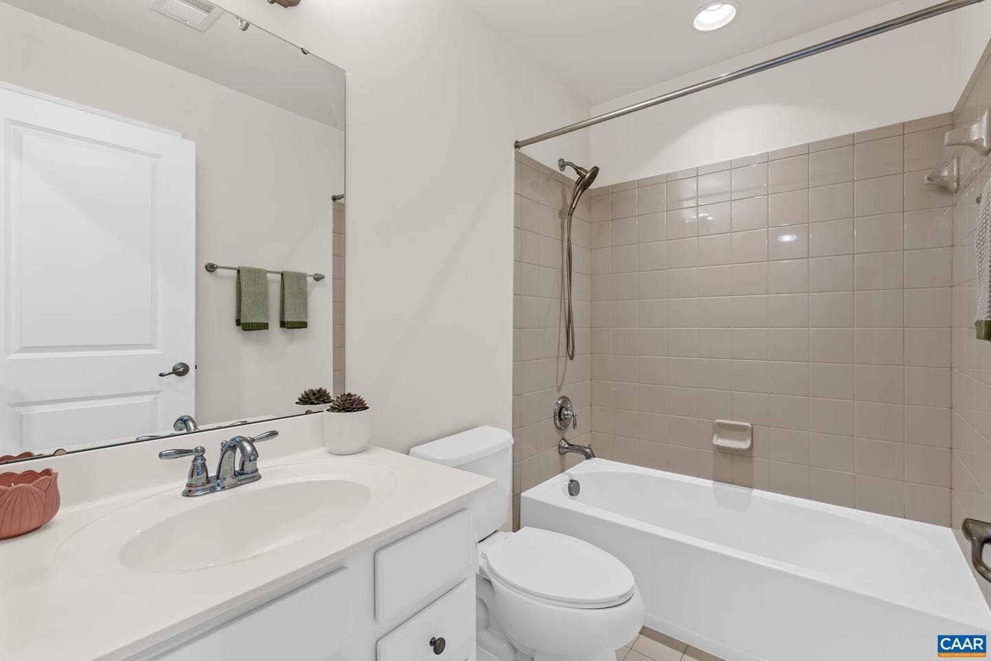1690 Wickham Way photo 34