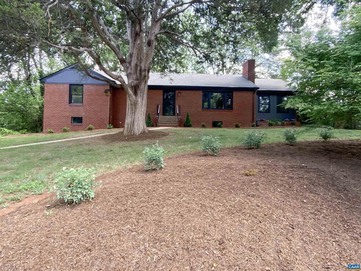 2305 Wayne Ave photo 35
