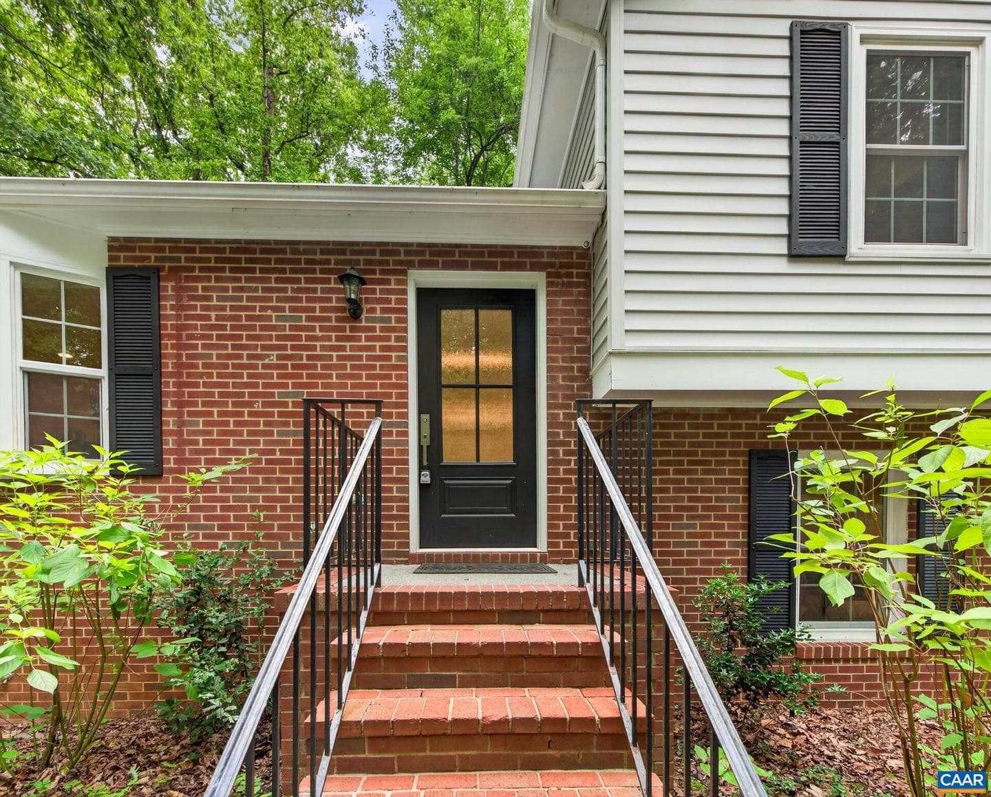98 Oak Forest Cir, Charlottesville