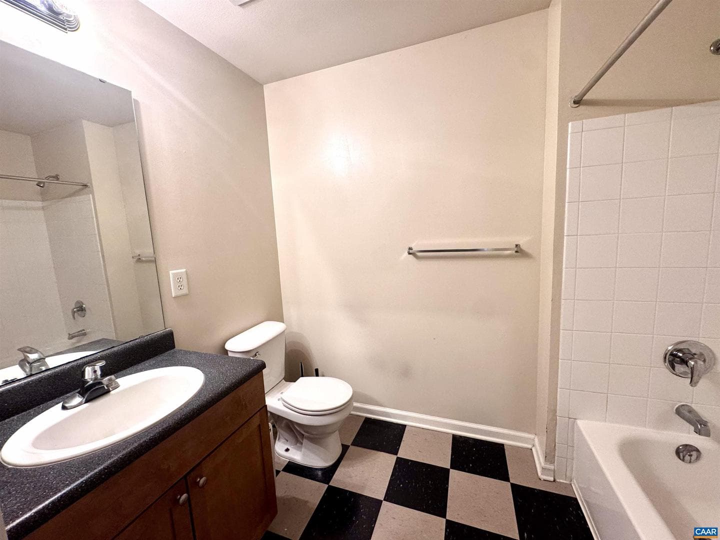 195 Yellowstone Dr #201 photo 18