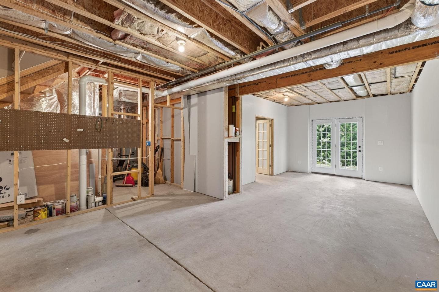 258 Shamrock Rd photo 36