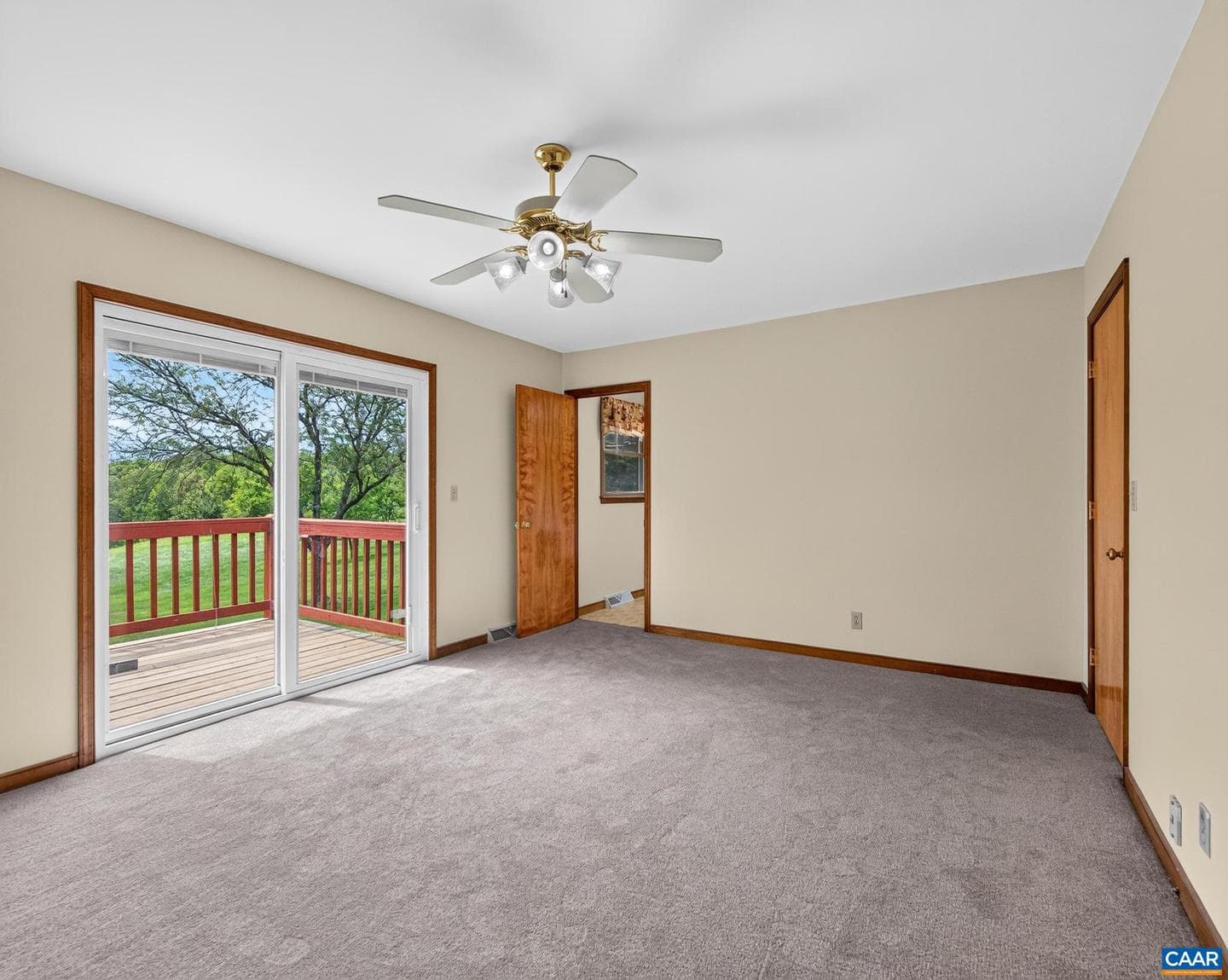 1379 Ridge Rd photo 15