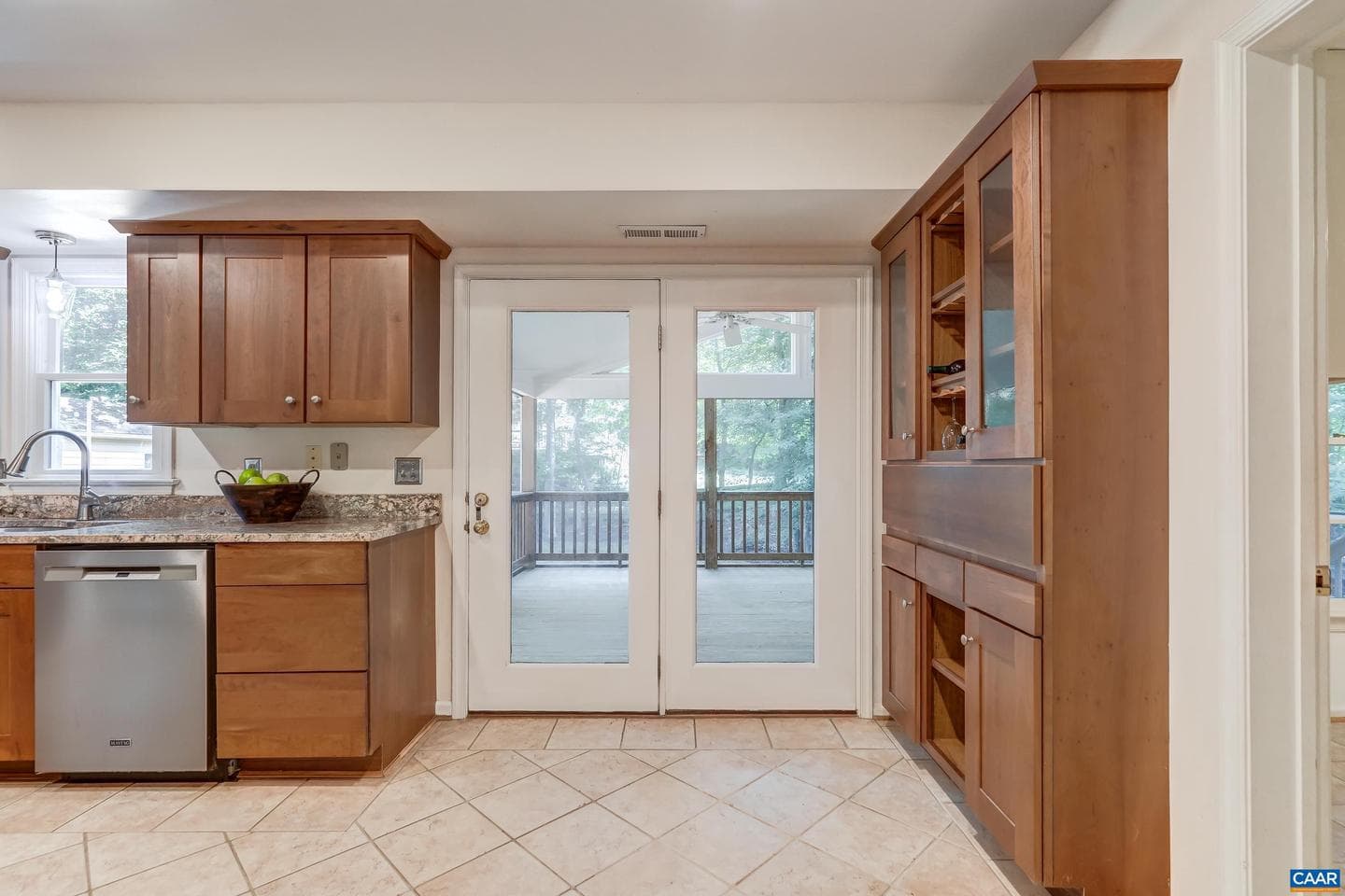 1890 Amberfield Dr photo 16