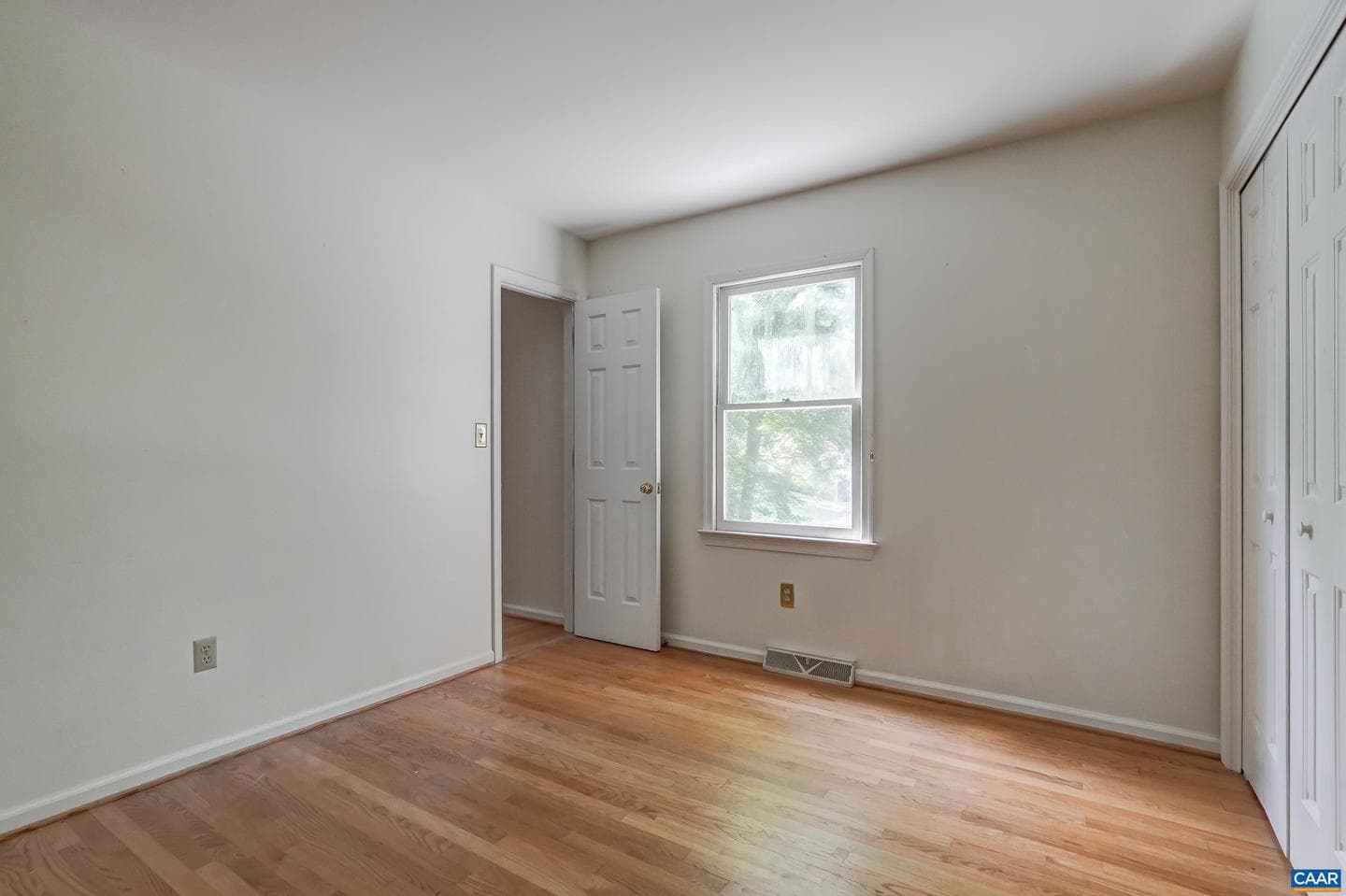 1890 Amberfield Dr photo 34