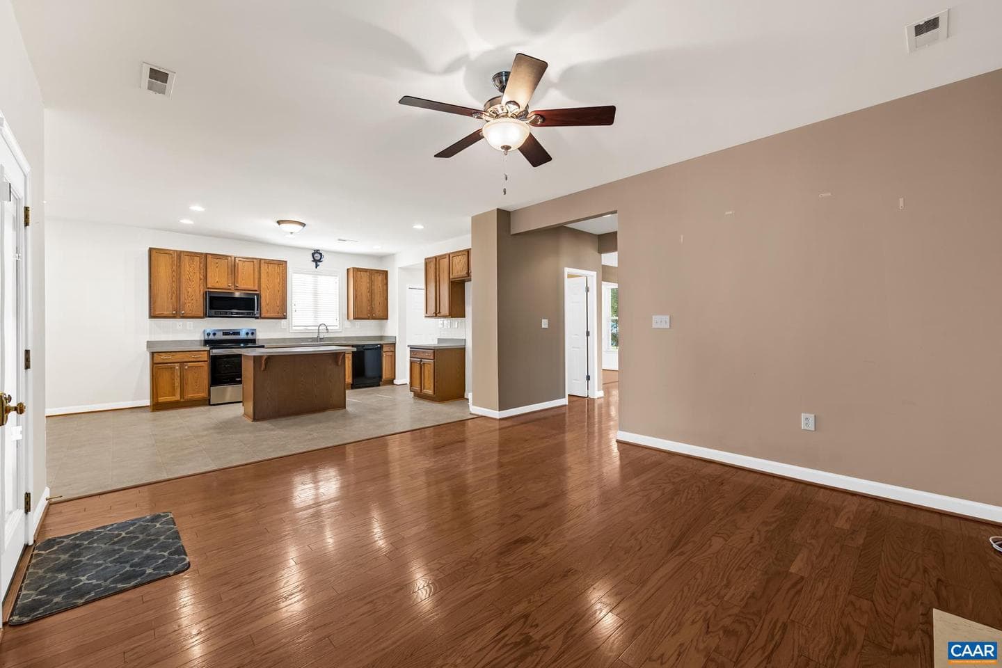 64 Saint Andrews St photo 13