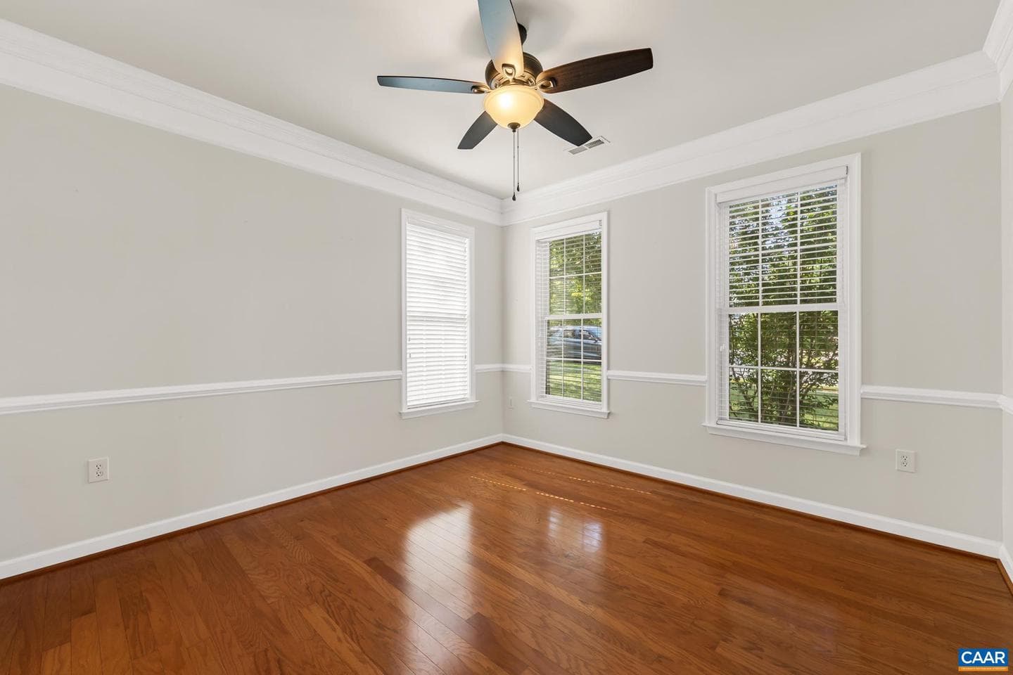 64 Saint Andrews St photo 7
