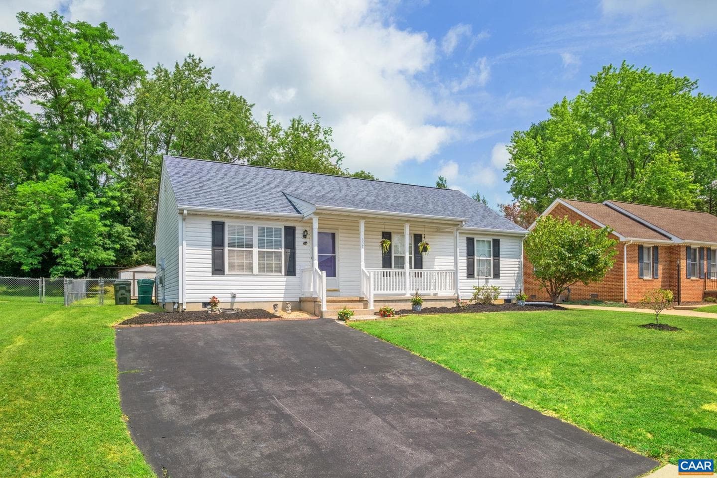 537 Edwardian Ln, Waynesboro