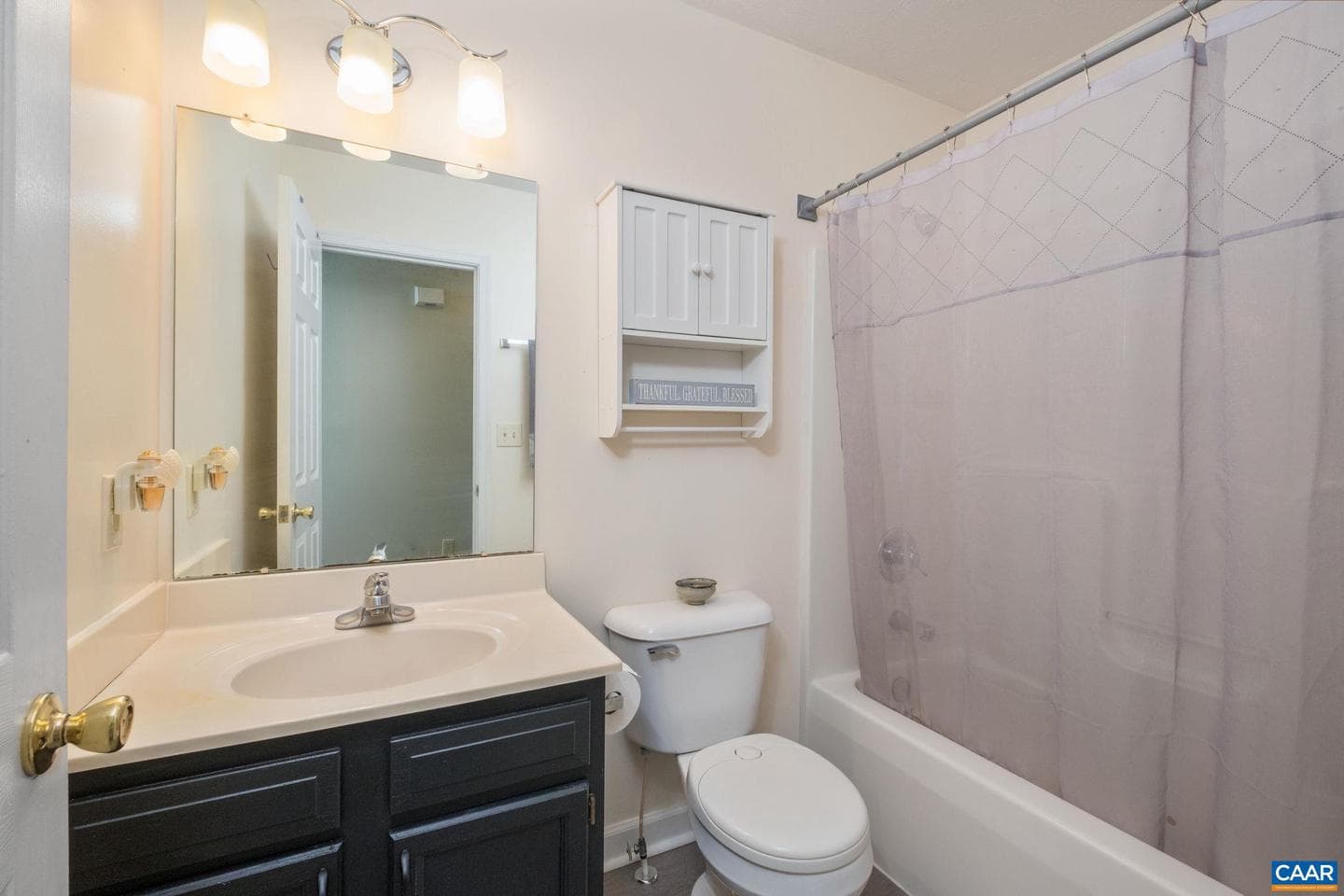 537 Edwardian Ln photo 16