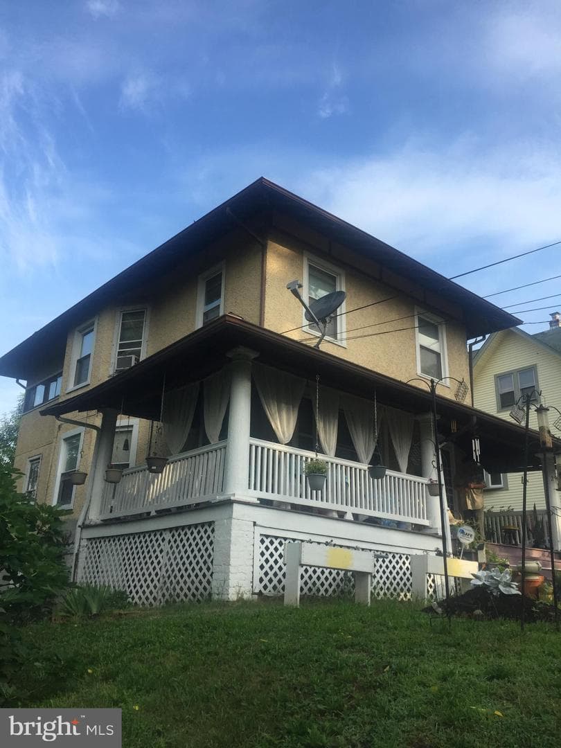 2906 25th Street NE photo 8