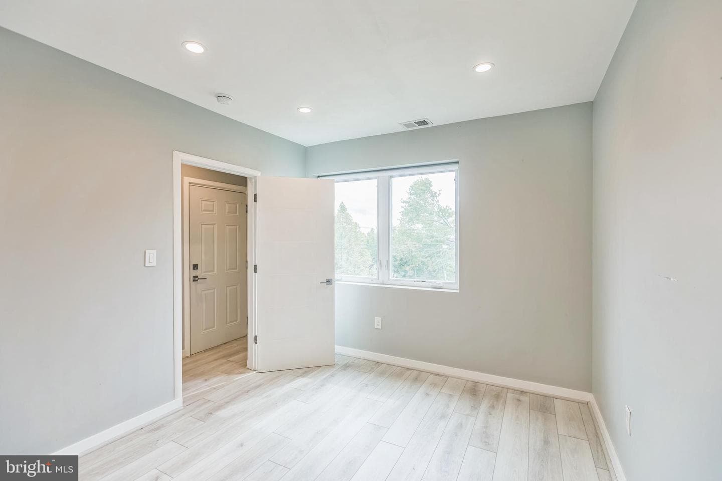1332 Bryant Street NE #3 photo 4