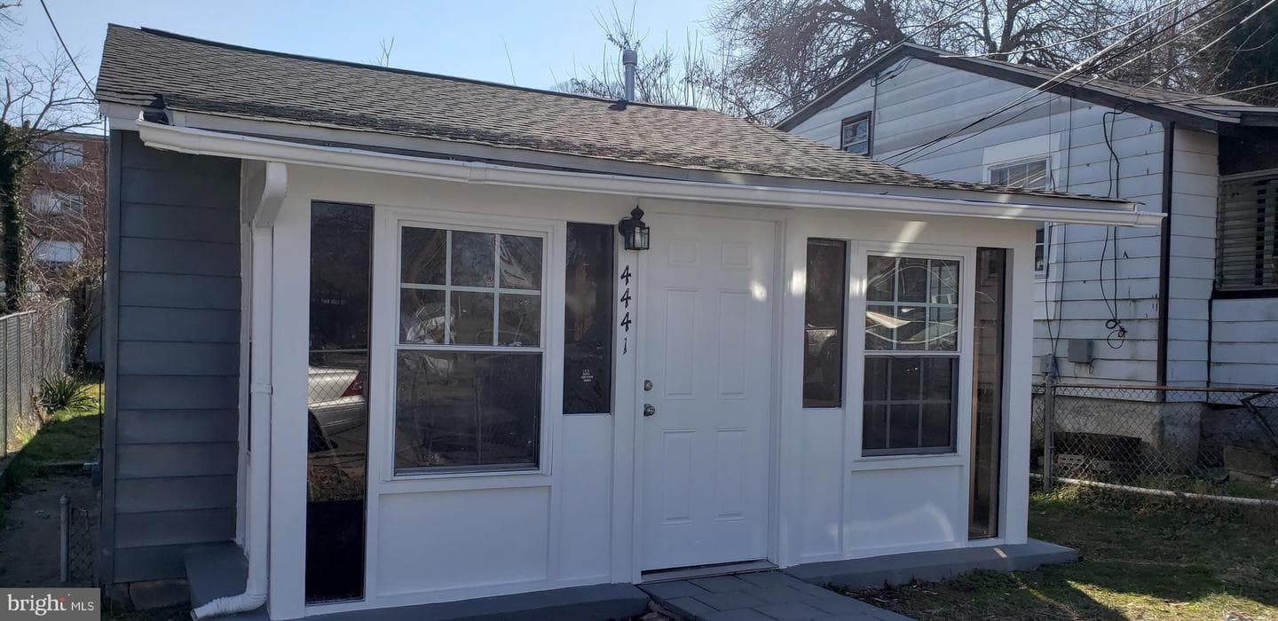 4441 A Street SE, Washington