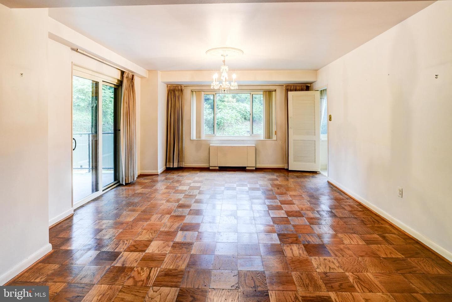 4201 Cathedral Avenue NW #201e photo 14