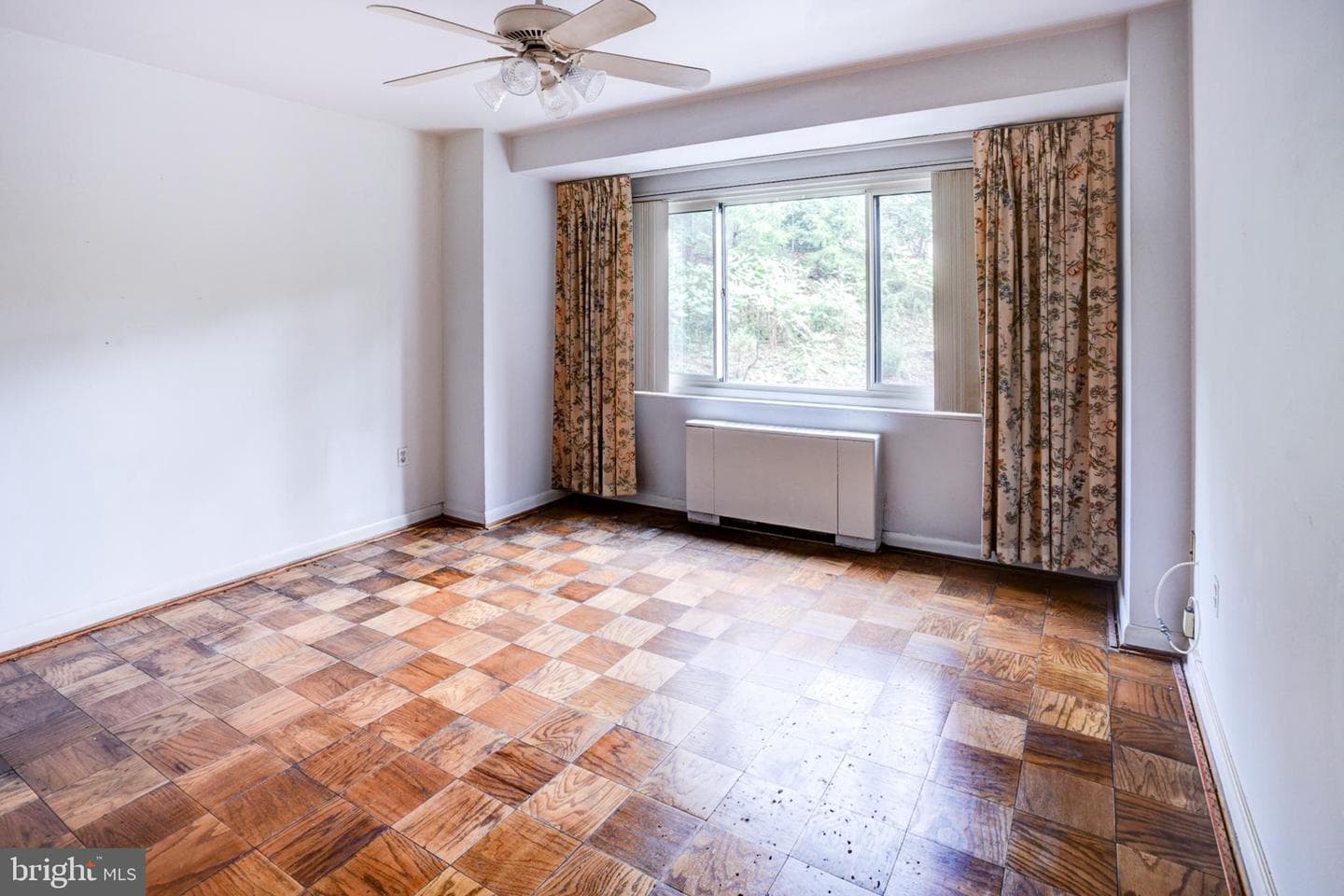 4201 Cathedral Avenue NW #201e photo 24