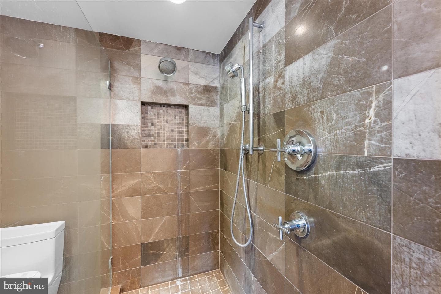 4750 41st Street NW #507 photo 34