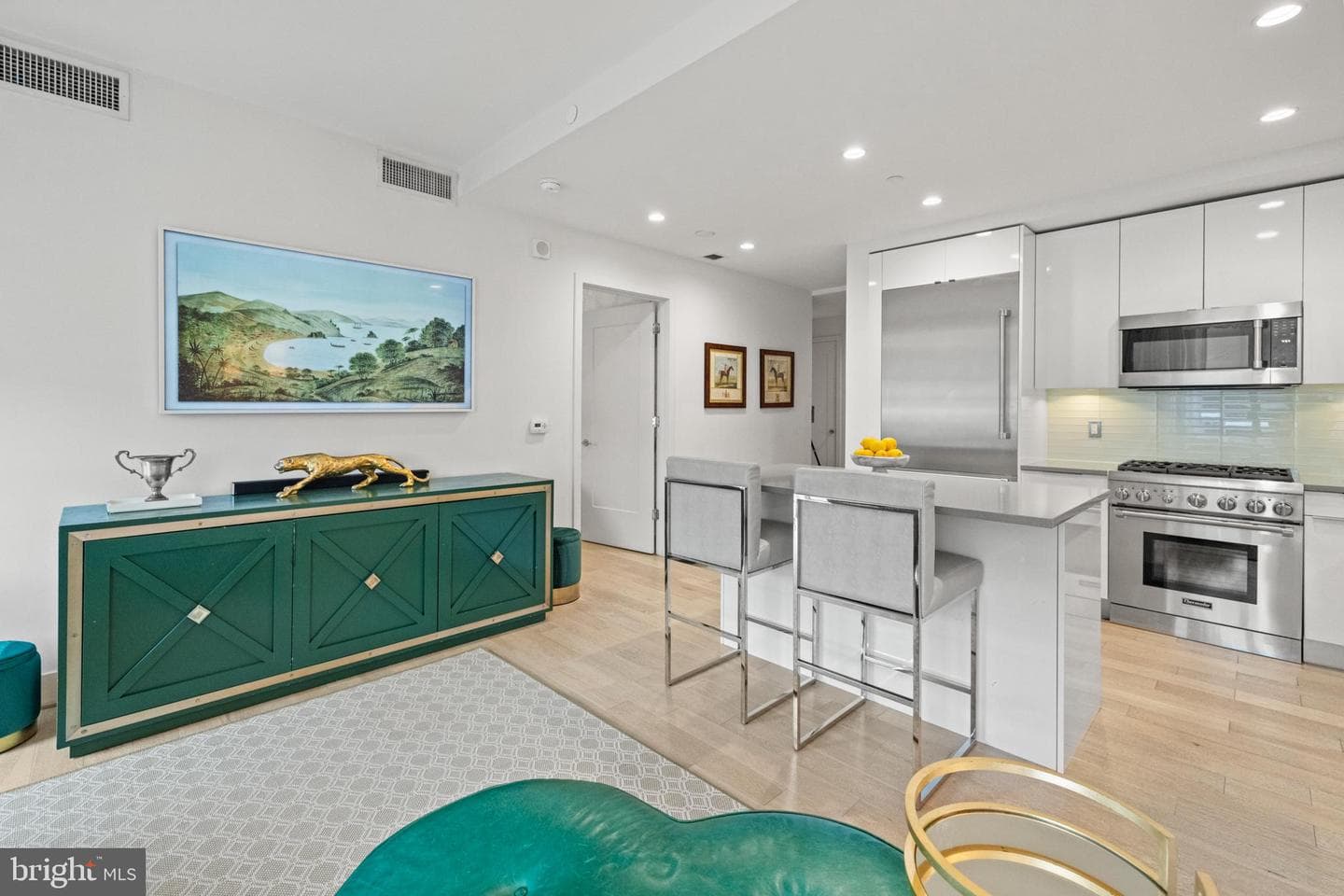 45 Sutton Square SW #1110 photo 20