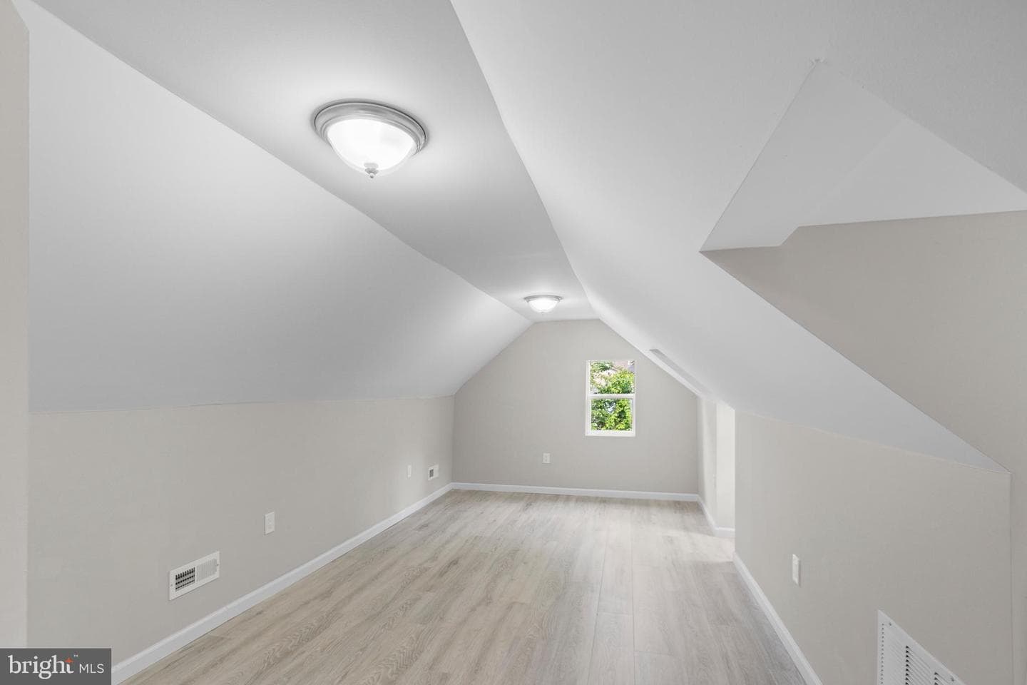 5021 A Street SE photo 32