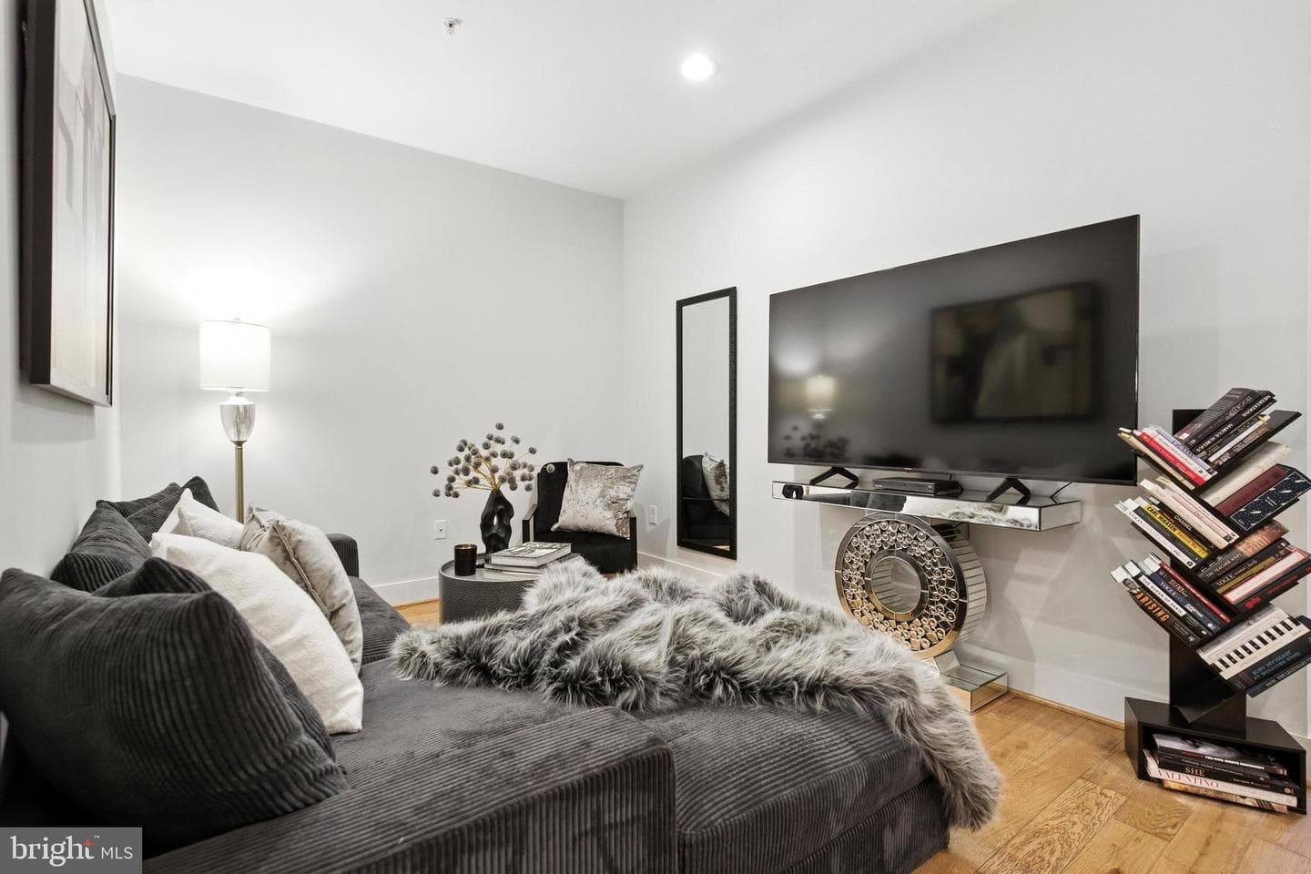 1364 Newton Street NW #1 photo 26