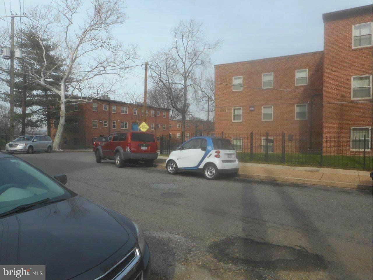 2644 Birney Place SE #102 photo 4