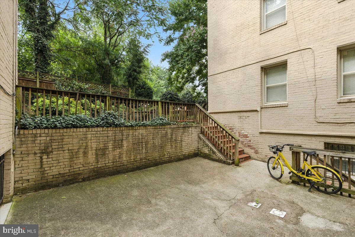 1367 K Street SE #b photo 19