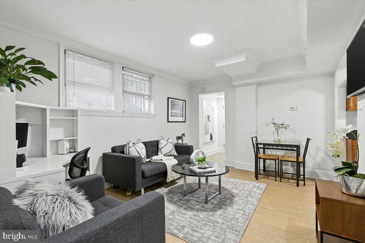1367 K Street SE #b photo 4