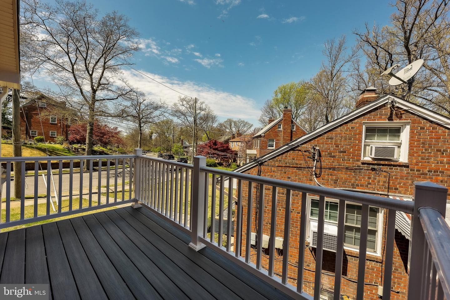 3651 Highwood Drive SE photo 10