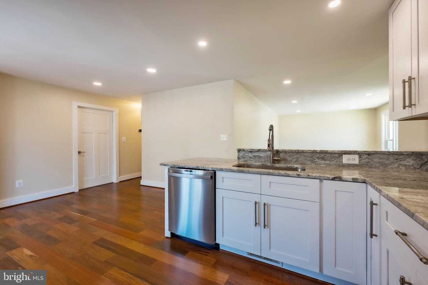 3651 Highwood Drive SE photo 27