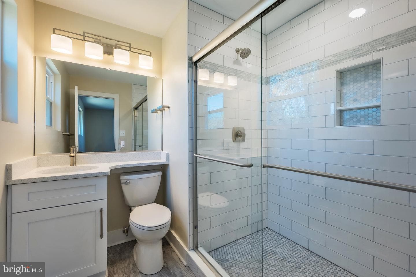 3651 Highwood Drive SE photo 36