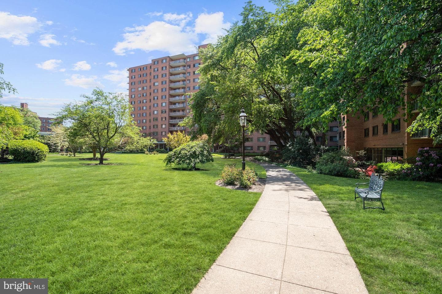4201 Cathedral Avenue NW #507w photo 24