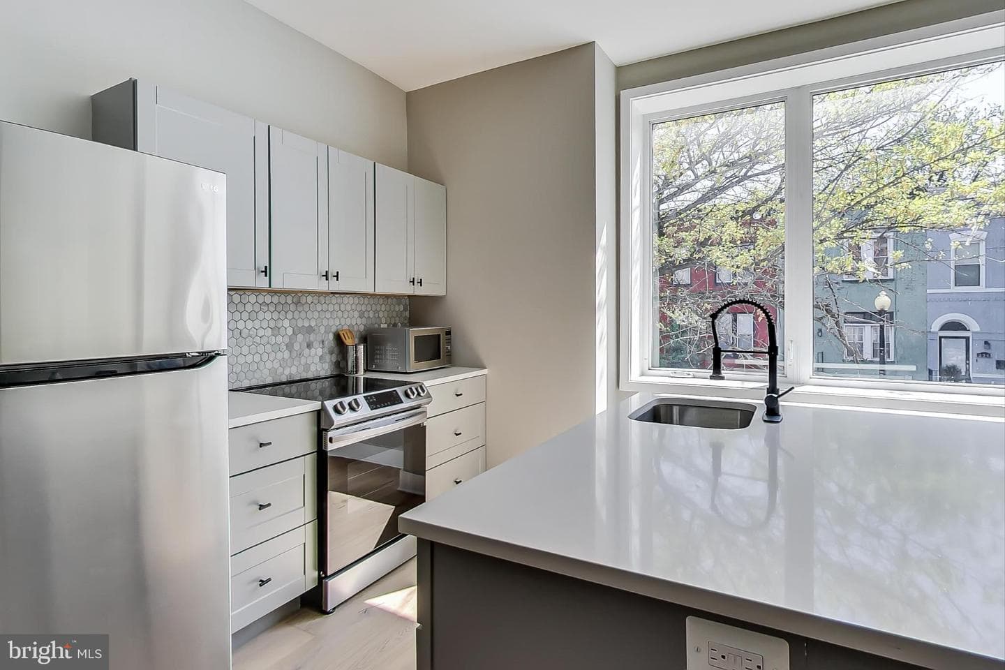 207 Florida Avenue NW #1 photo 8