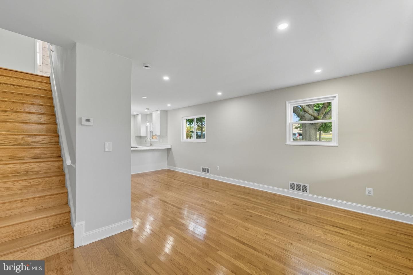 5916 8th Street NE photo 10