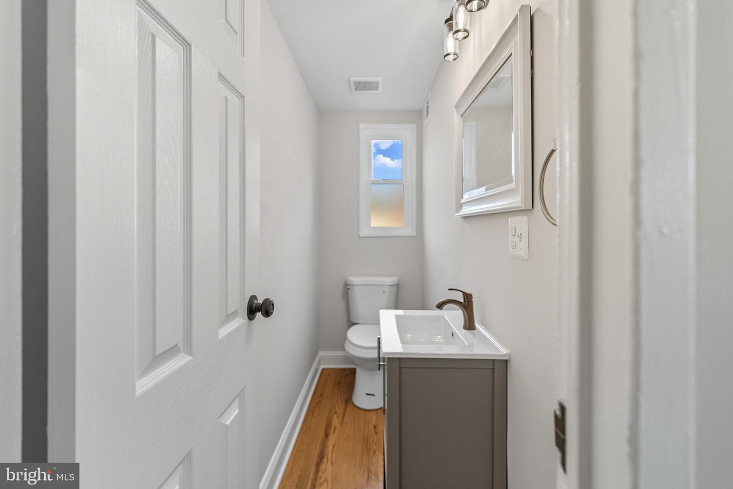 5916 8th Street NE photo 13