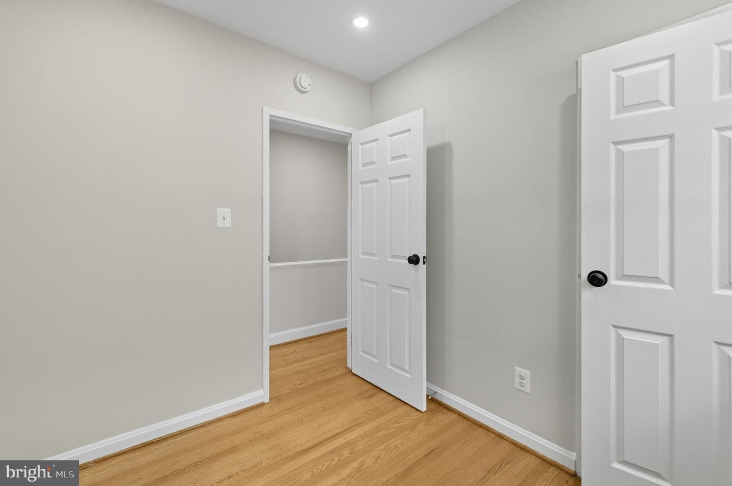 5916 8th Street NE photo 15
