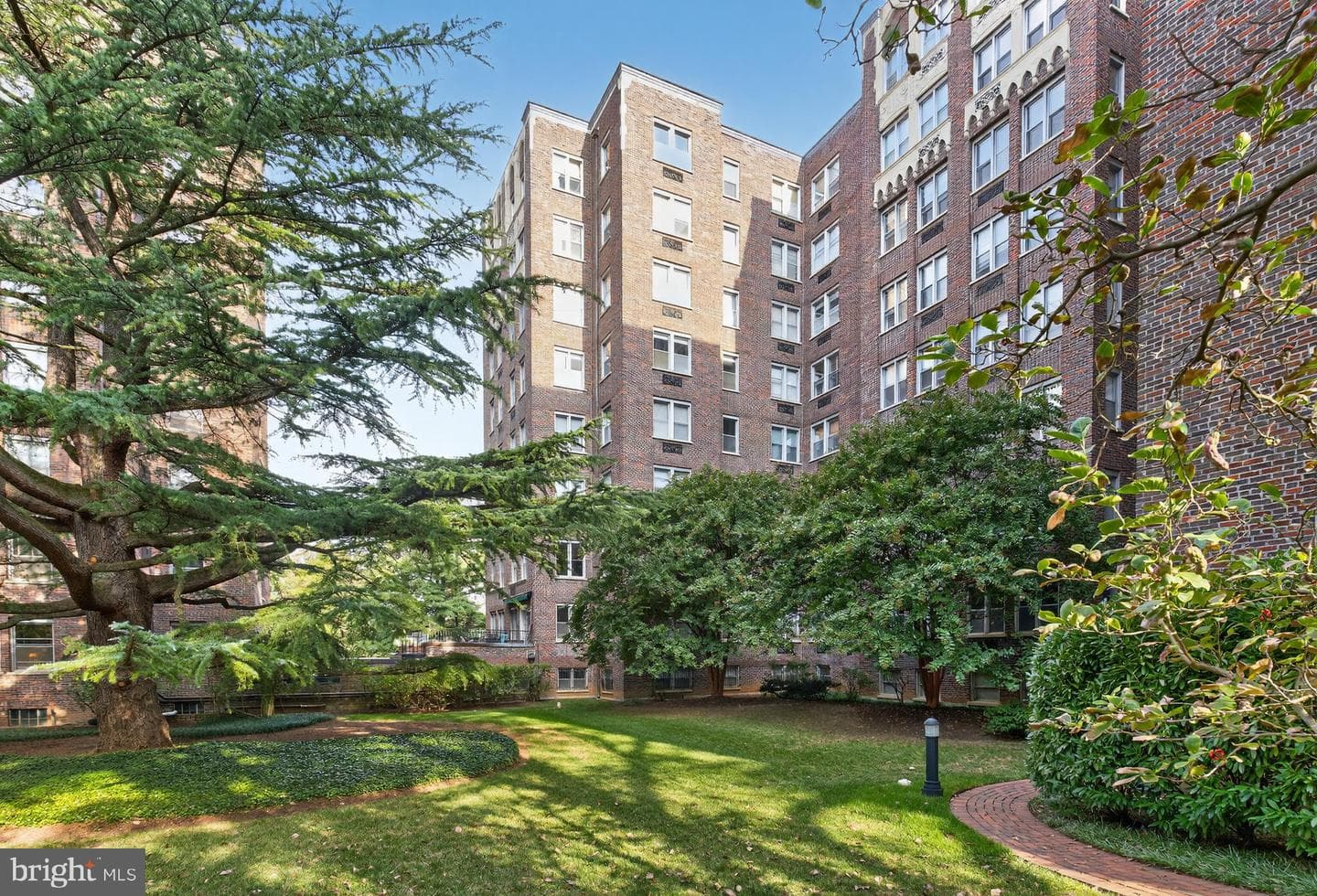 4000 Cathedral Avenue NW #208b photo 19