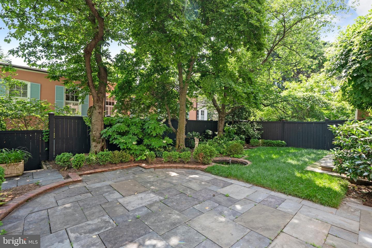 1527 35th Street NW photo 27