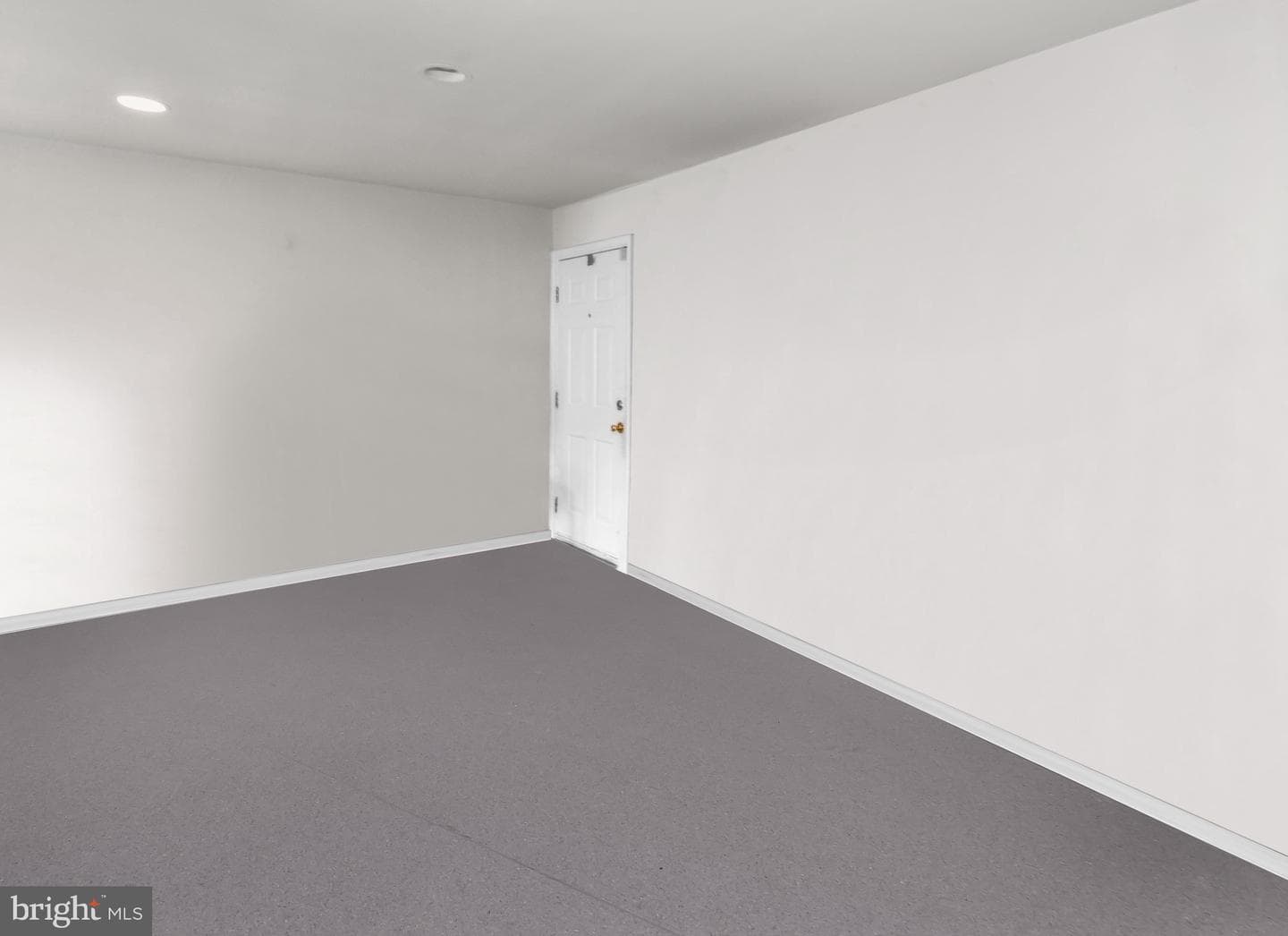 5009 D Street SE #202 photo 3