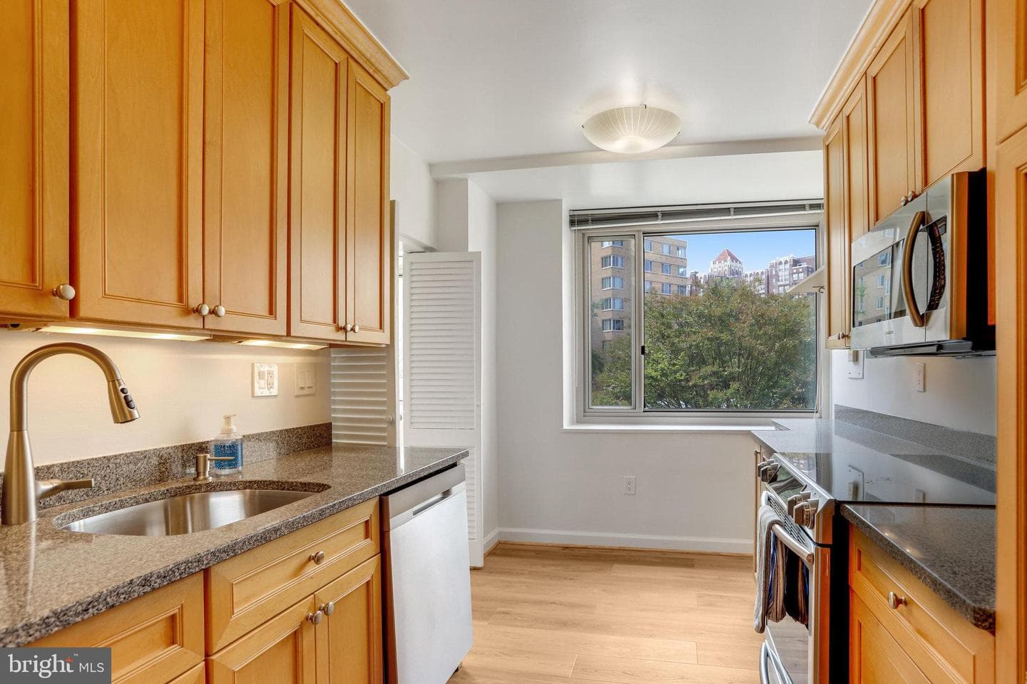 4101 Cathedral Avenue NW #711 photo 14