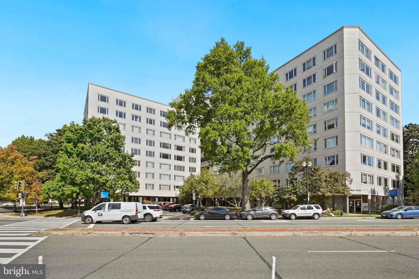 2475 Virginia Avenue NW #921 photo 29
