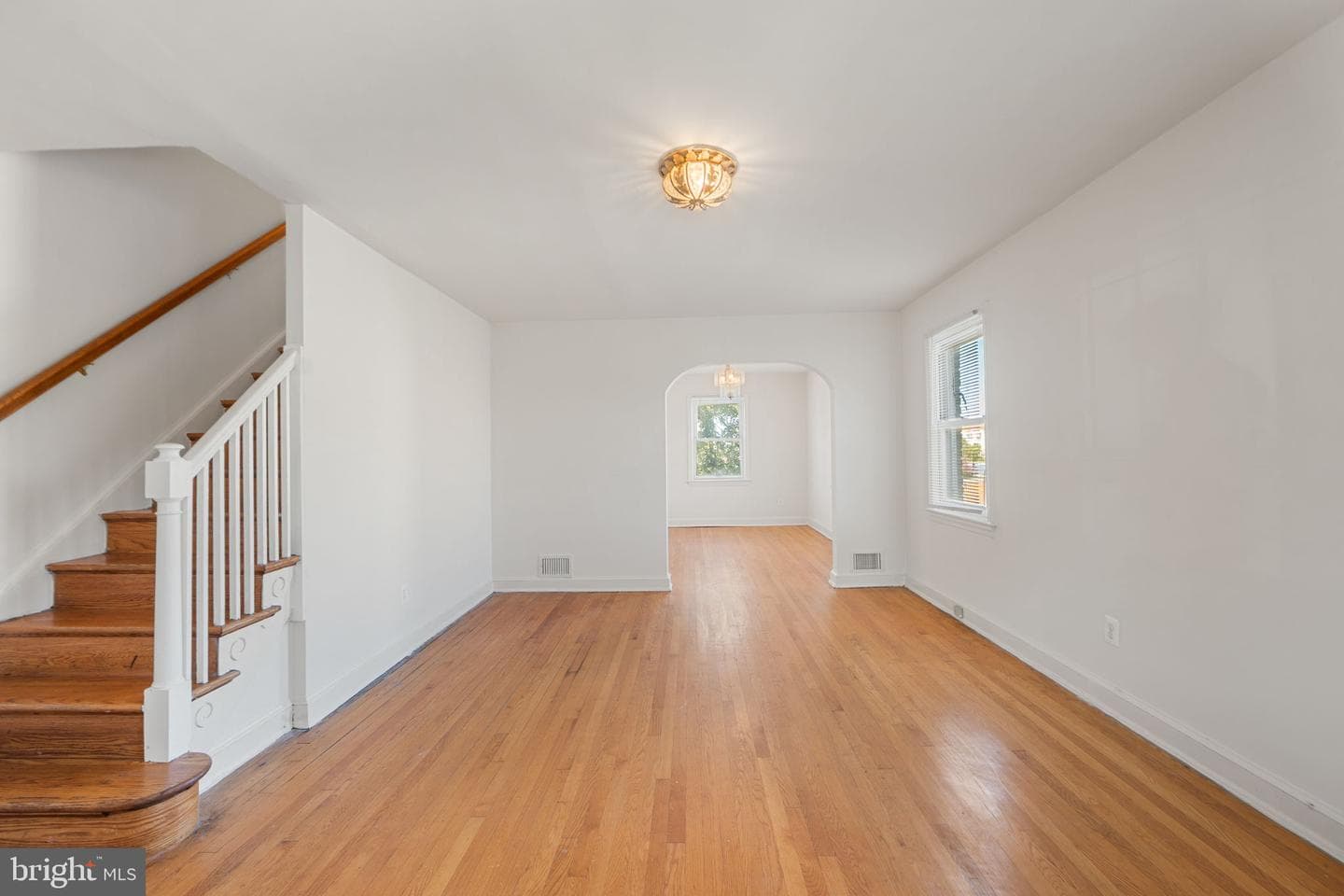46 Burns Street NE photo 6