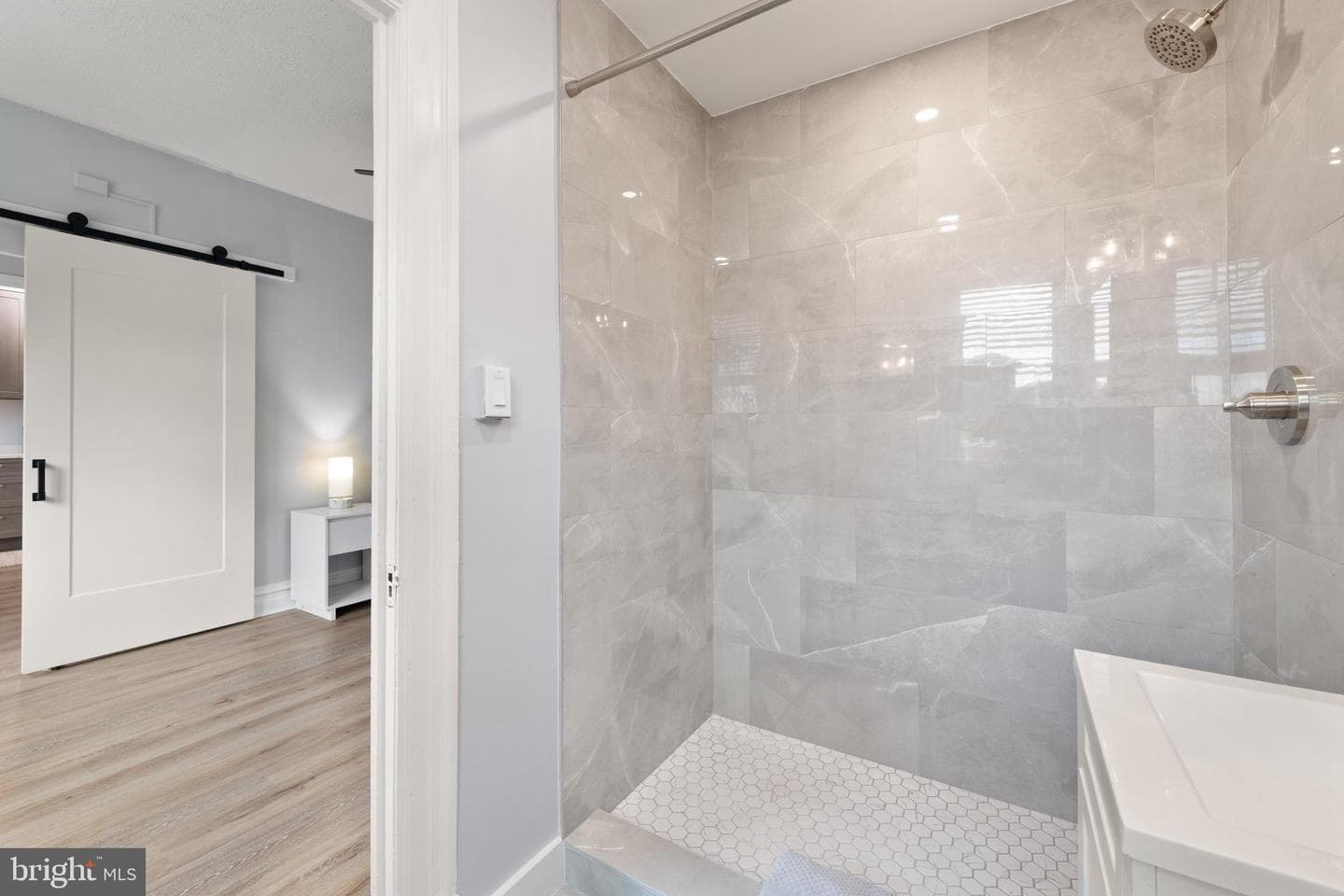 2456 20th Street NW #507 photo 33