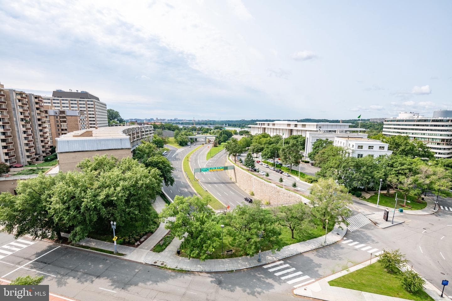 2475 Virginia Avenue NW #721 photo 30