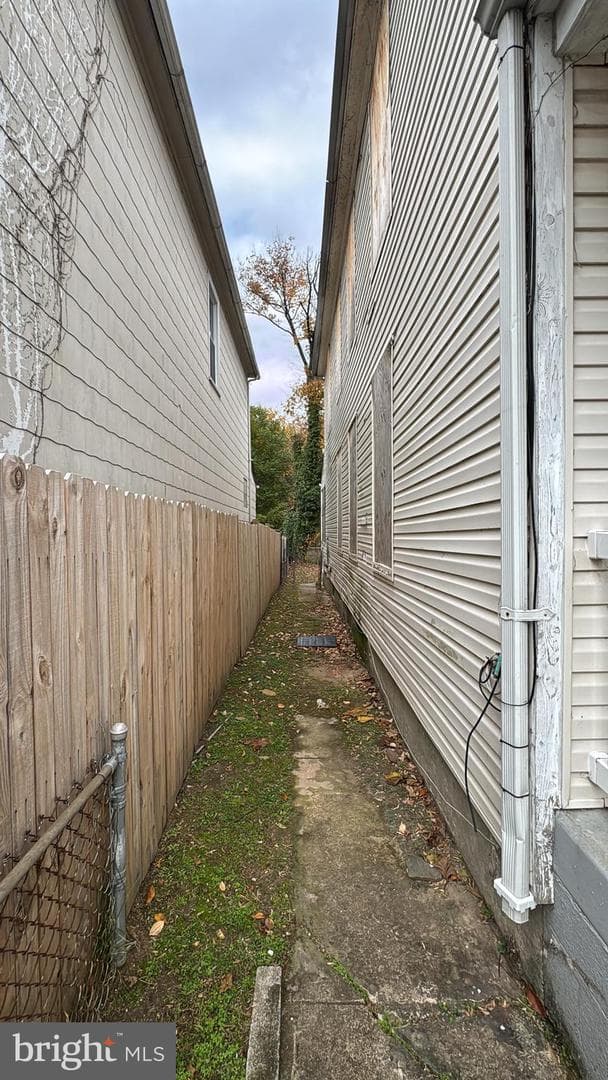 3363 Brothers Place SE photo 15