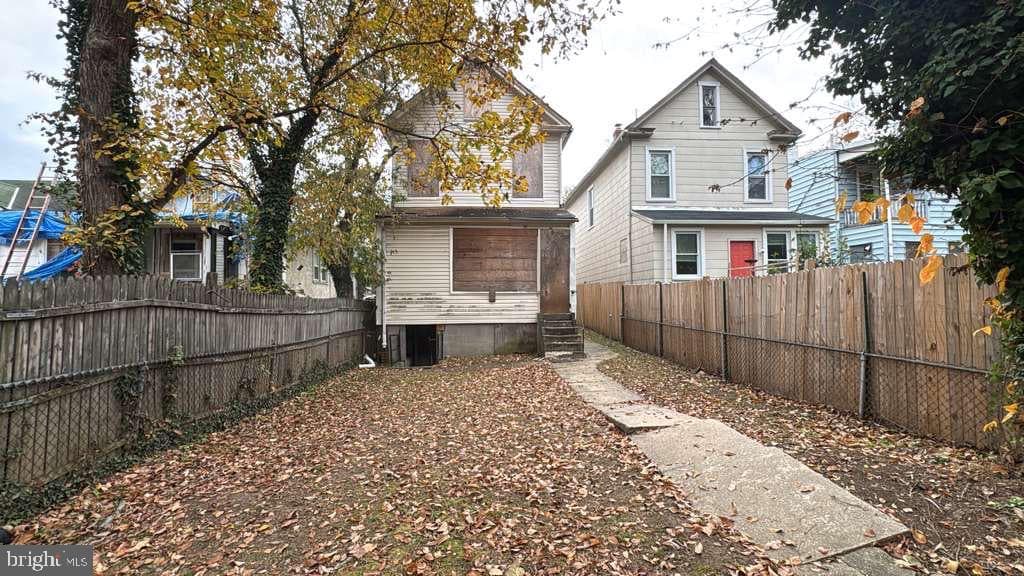 3363 Brothers Place SE photo 17