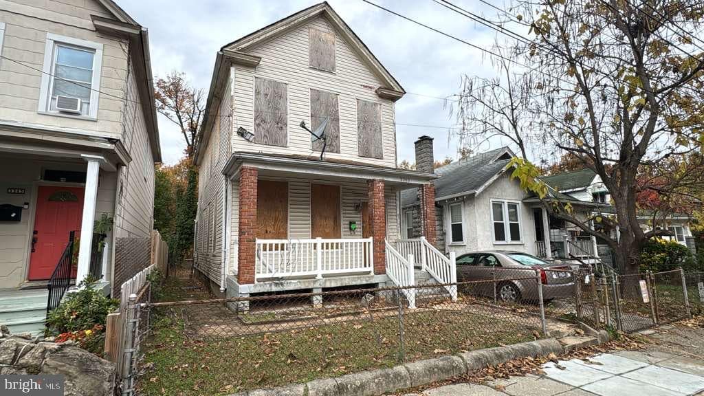 3363 Brothers Place SE photo 4