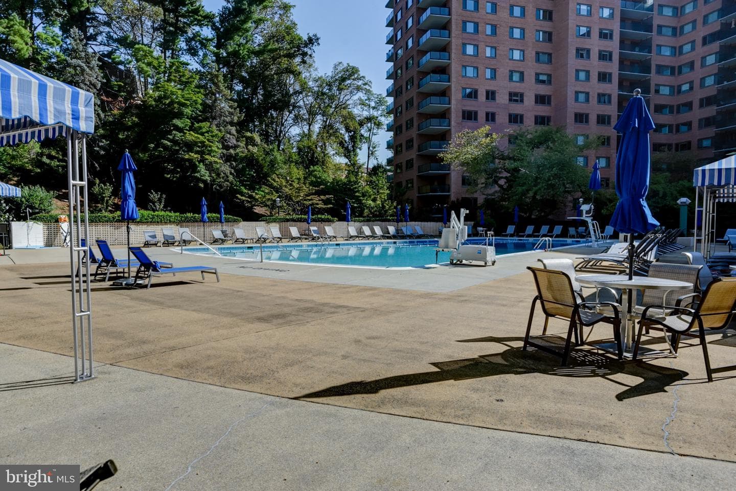 4201 Cathedral Avenue NW #1406e photo 35