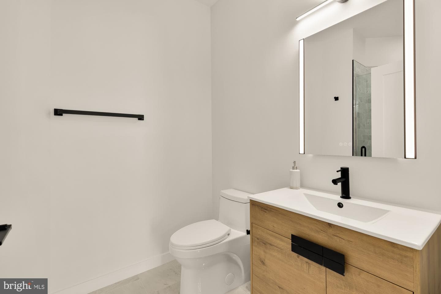 30 Kennedy Street NW #6 photo 24
