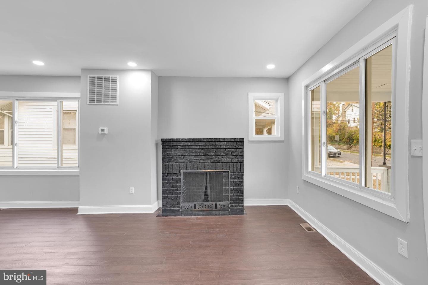2838 27th Street NE photo 8